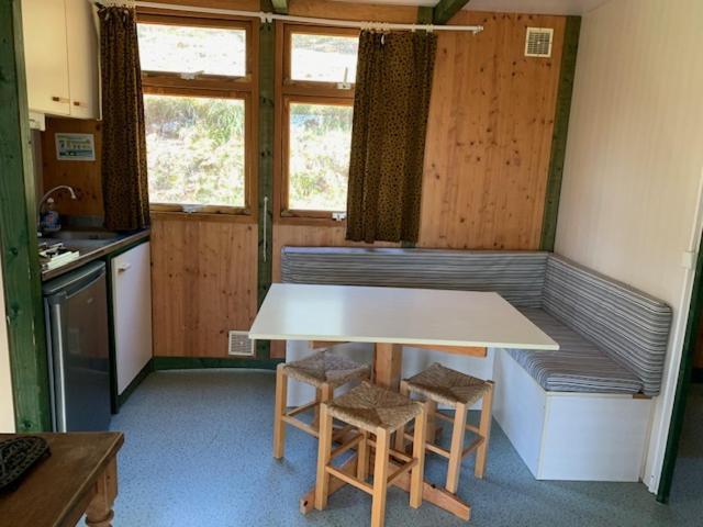 La Colline Aux Chalets, Jaccuzi, Sauna Saint-Chamarand Exterior foto