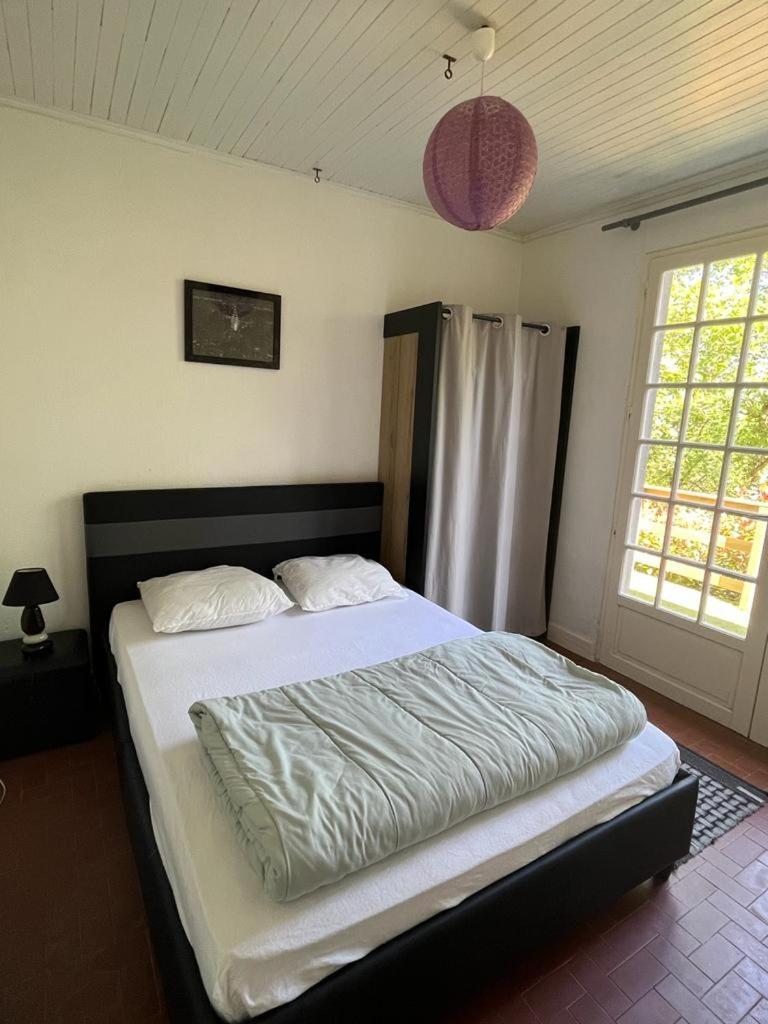 La Colline Aux Chalets, Jaccuzi, Sauna Saint-Chamarand Exterior foto